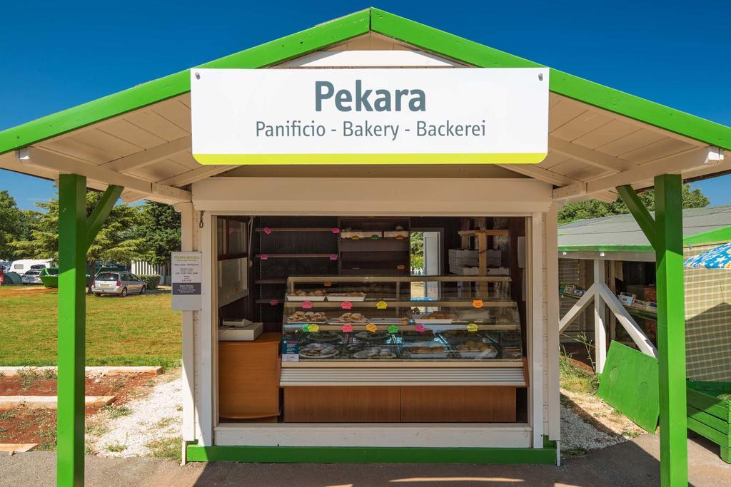 Mobile Homes Premium Vista Mare Park Umag By Camp4You Exteriör bild