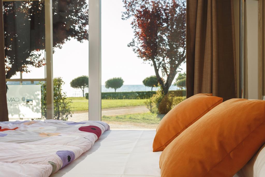 Mobile Homes Premium Vista Mare Park Umag By Camp4You Exteriör bild